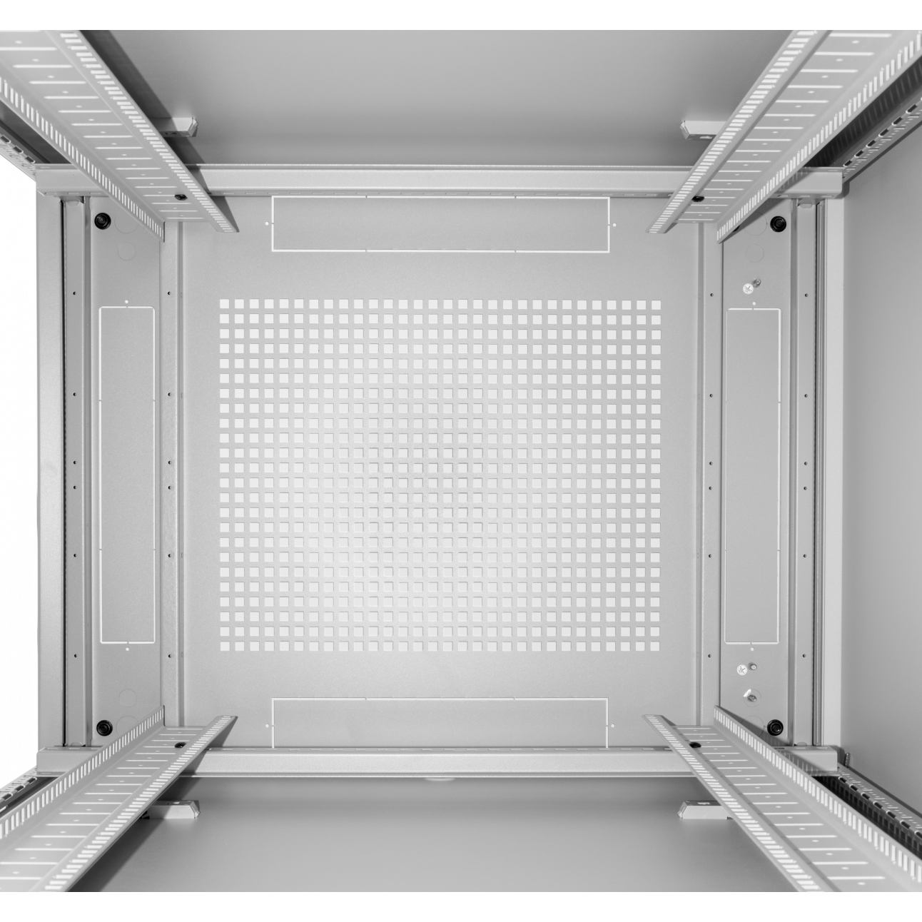 Шкаф телекоммуникационный напольный 47U 600x600мм, серия TFC (SNR-TFC-476060-GS-G)