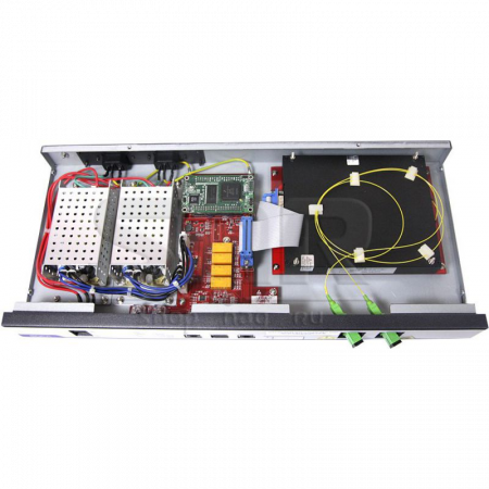 EDFA предусилитель (pre-amplifier) C-диапазона с переменным коэффициентом усиления и выходной мощностью